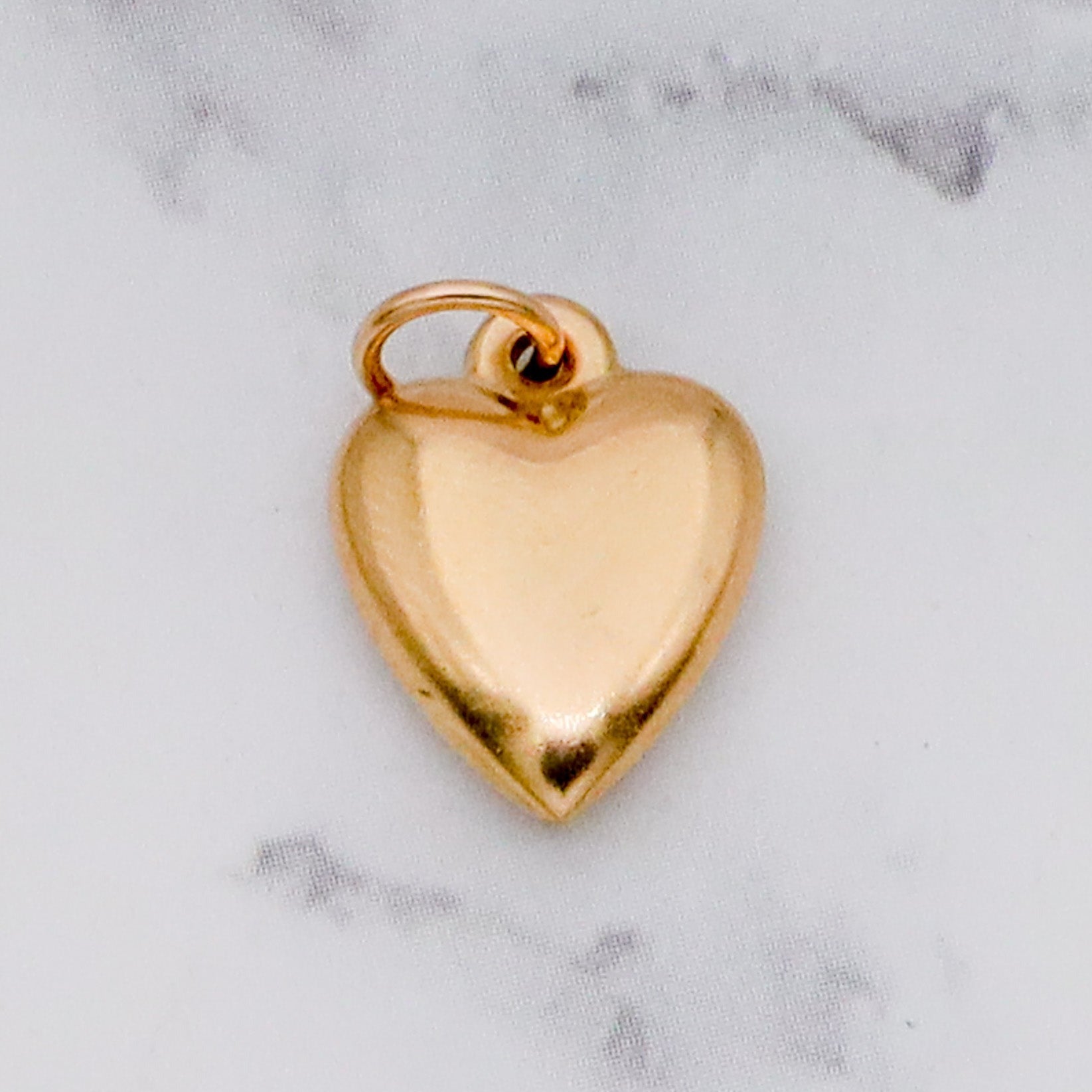 Vintage 14k gold puffy heart charm